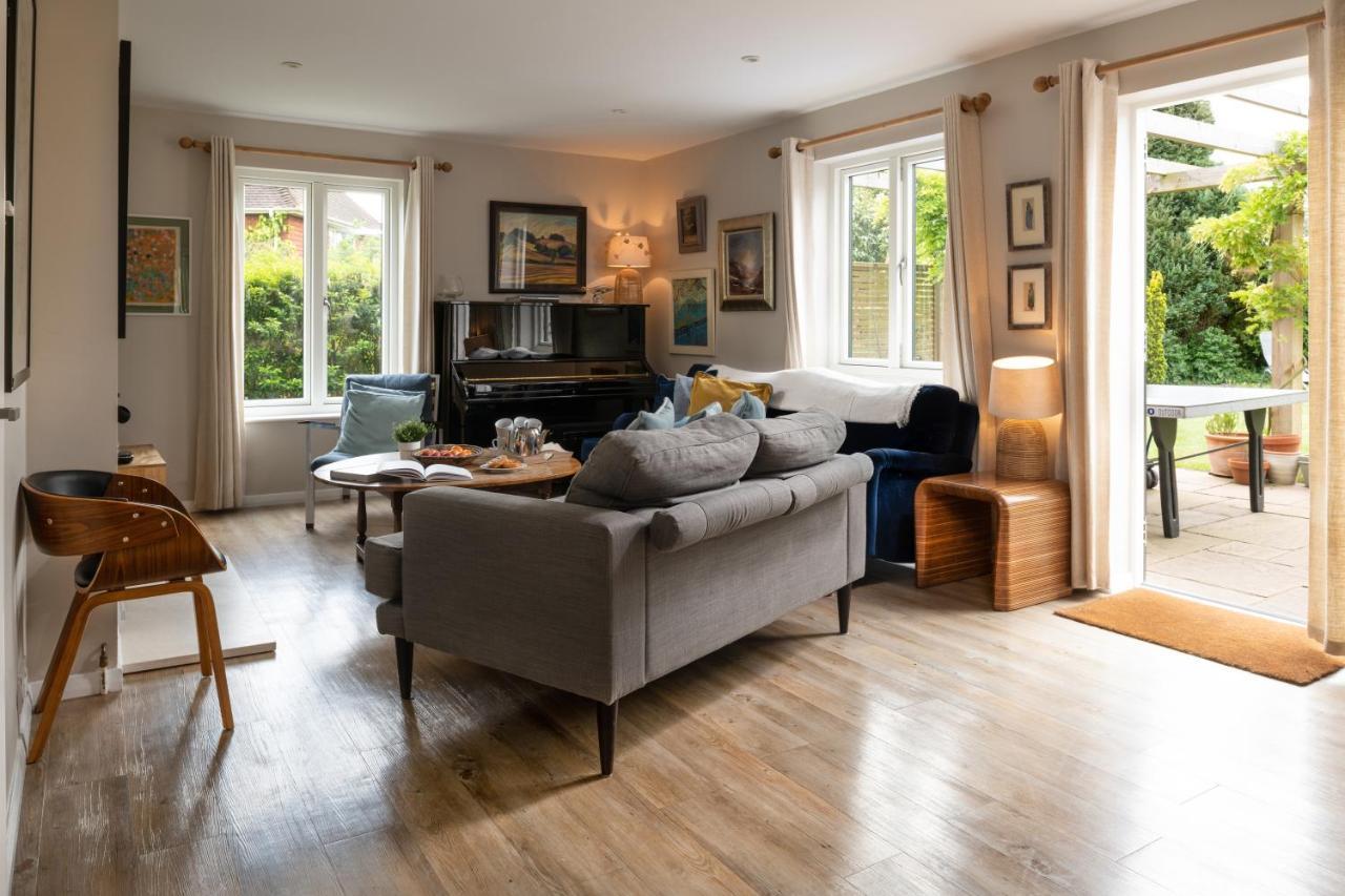 Lewes Heights Is A Spacious Modern Luxury Home With Stunning Views Exterior photo